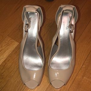 Women’s Worthington size 7 nude heels